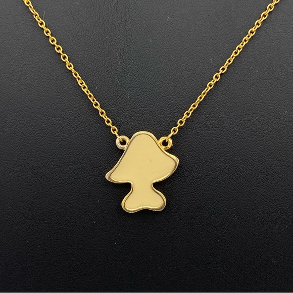 Vintage Mushroom Cream & Gold Necklace - Picture 2 of 6